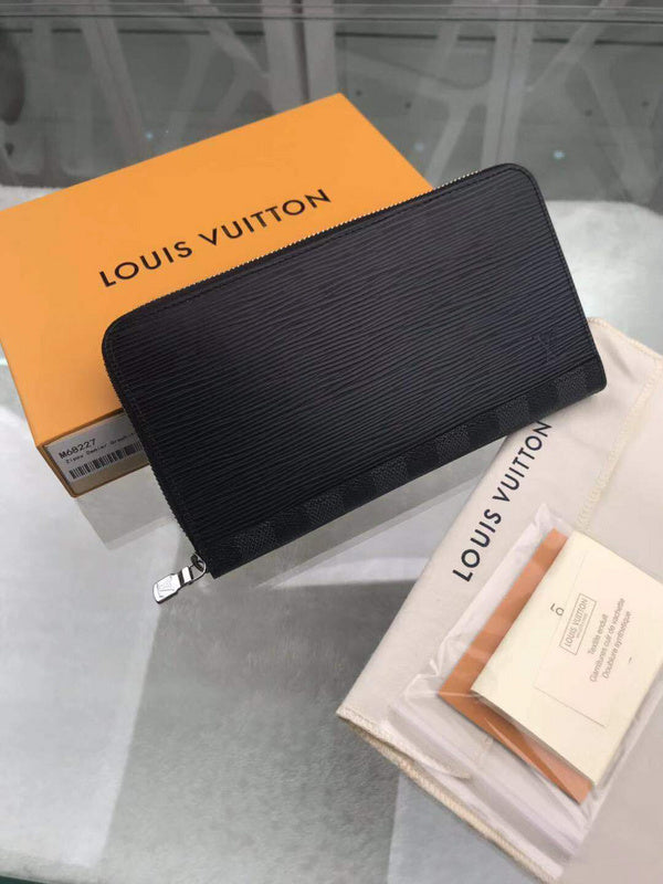 LOV - Luxurious Totes - 2600