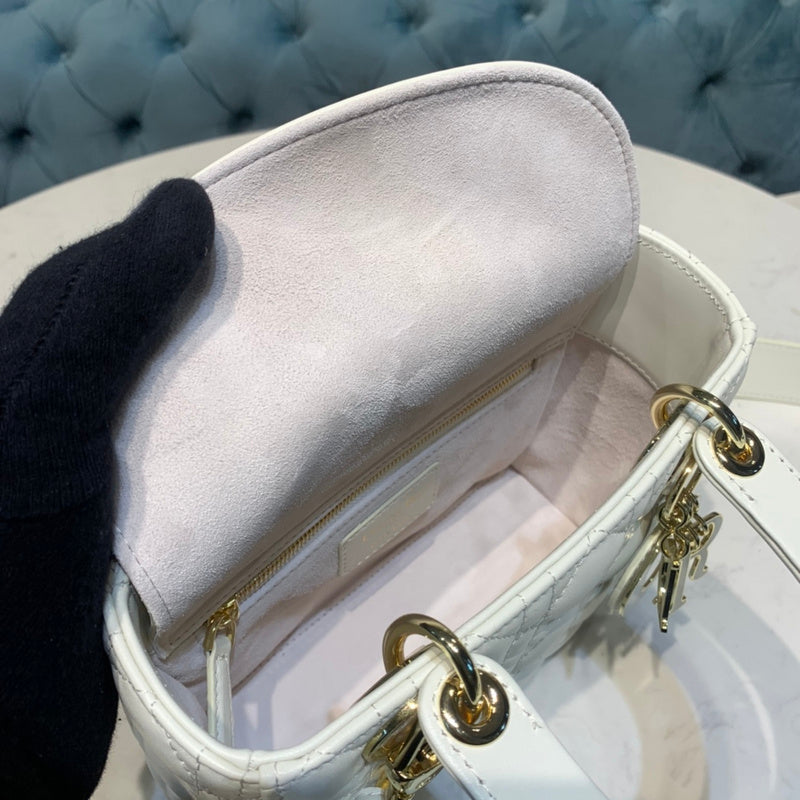 Luxurious Totes - Latest - 6327