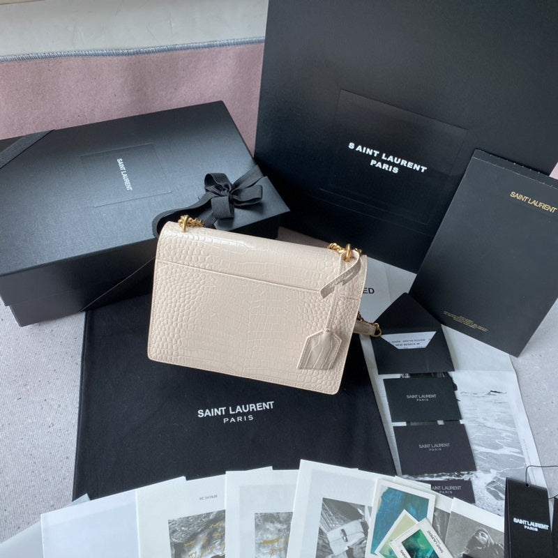 Luxurious Totes - Latest - 8713