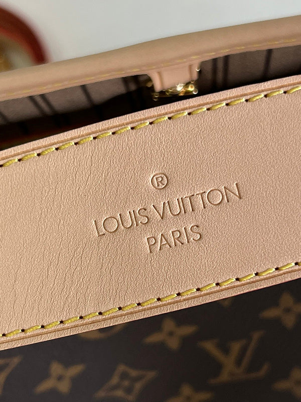 LOV - Luxurious Totes - 2170