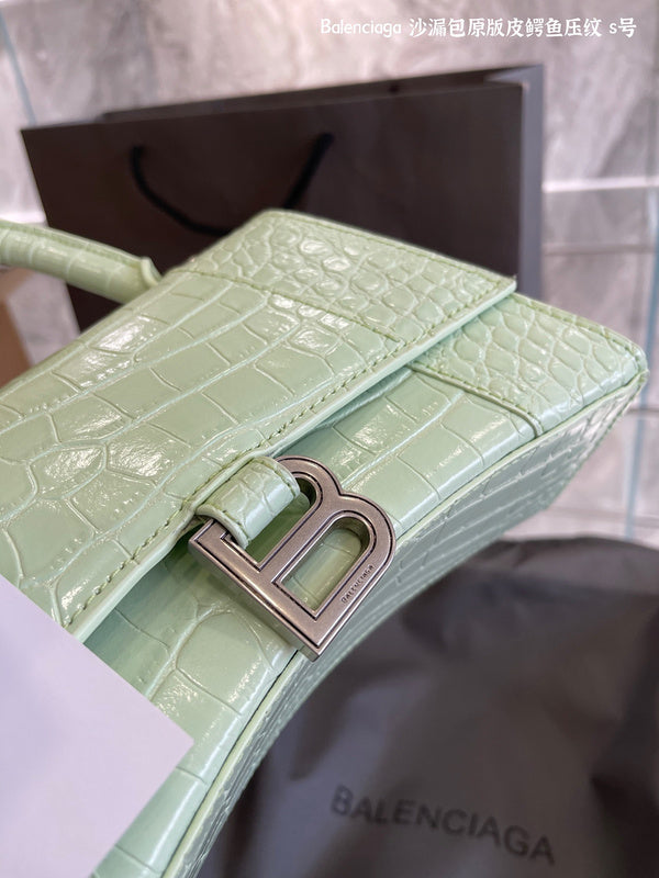 Luxurious Totes - BGA2 Bags - 126