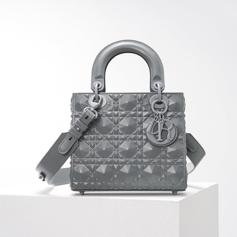 Luxurious Totes - Latest - 6489