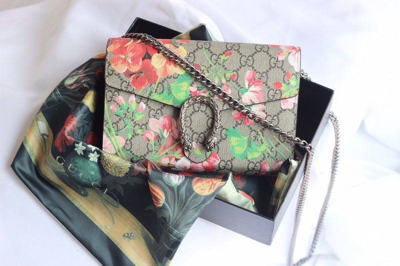 Luxurious Totes - Latest - 4416