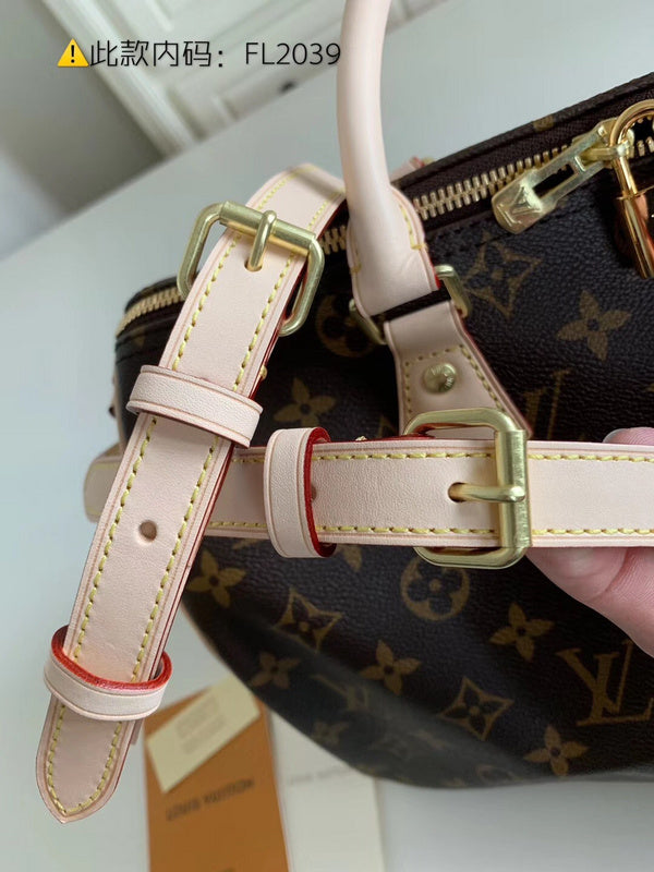 Luxurious Totes - Latest - 9710