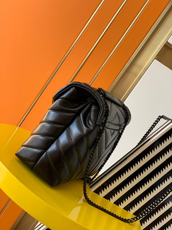 Luxurious Totes - Latest - 8895