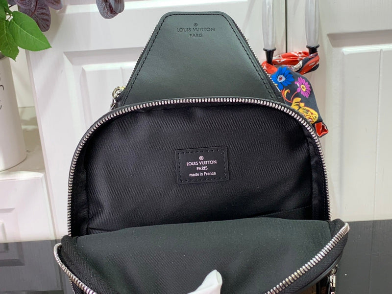 LOV - Luxurious Totes - 1024