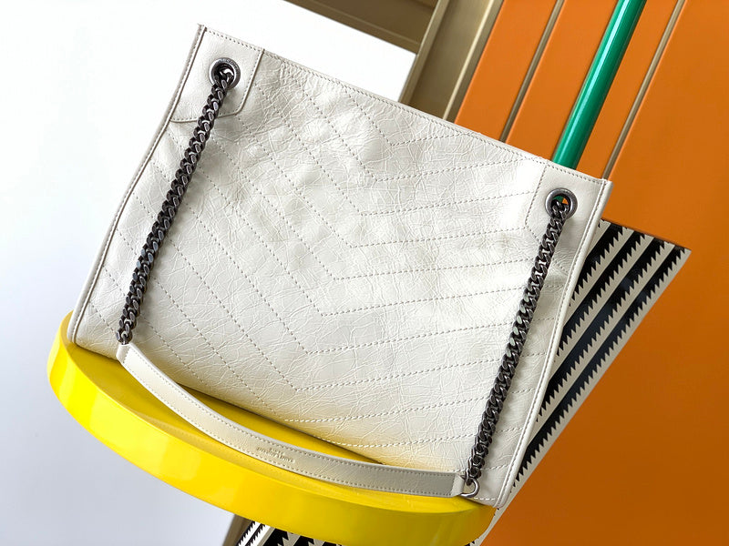 Luxurious Totes - Latest - 8658