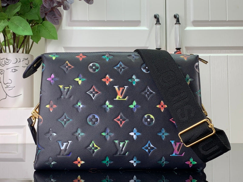 LOV - Luxurious Totes - 1227