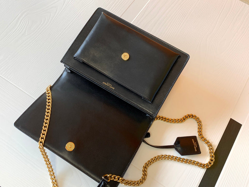 Luxurious Totes - Latest - 8610
