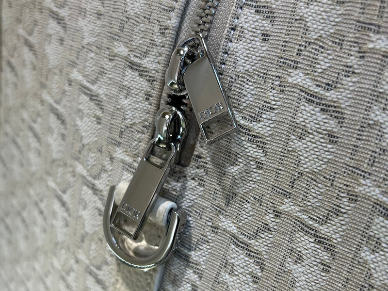 Luxurious Totes - Latest - 6537