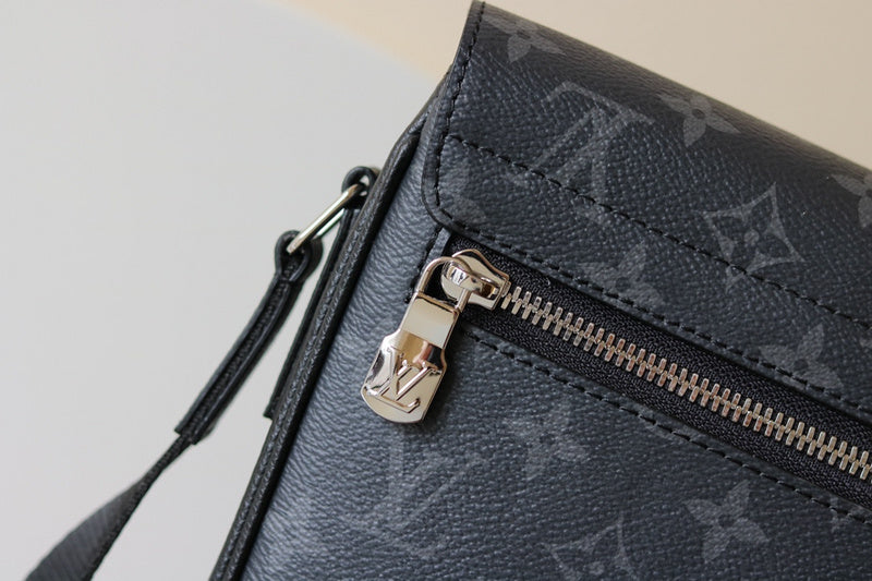 LOV - Luxurious Totes - 2047