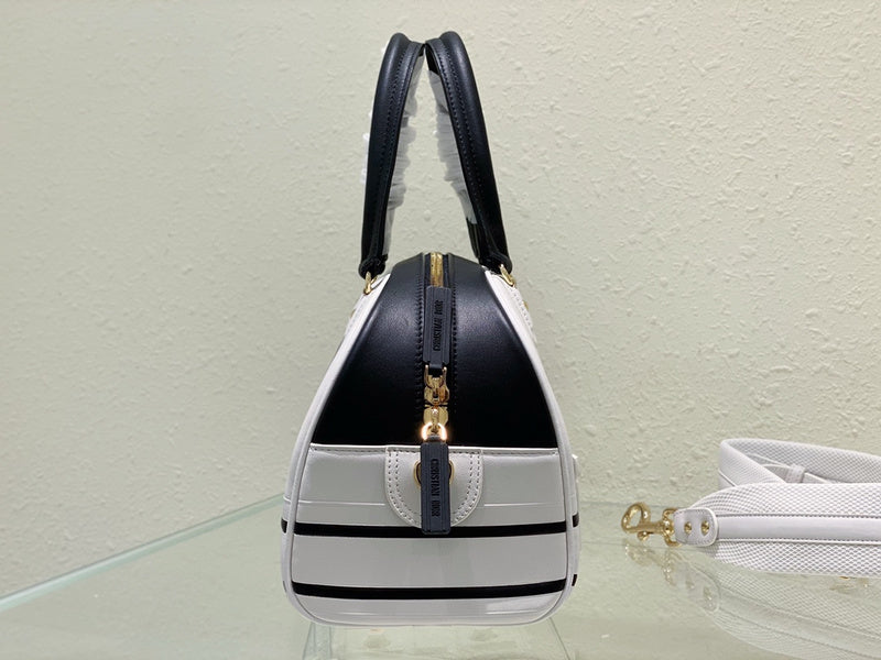 Luxurious Totes - Latest - 6224