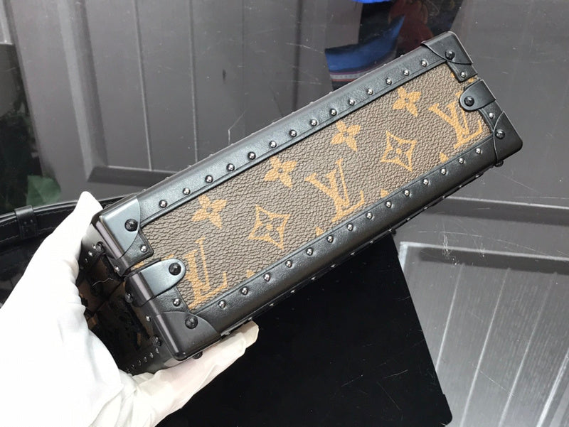 LOV - Luxurious Totes - 2499