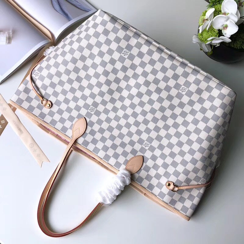 LOV - Luxurious Totes - 2758
