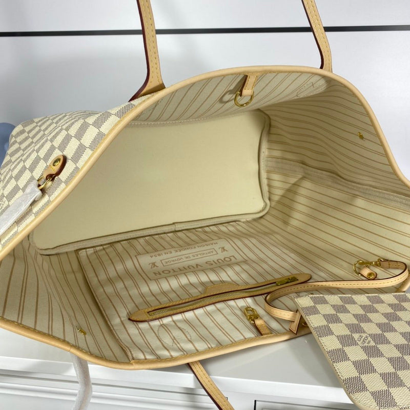 LOV - Luxurious Totes - 2581