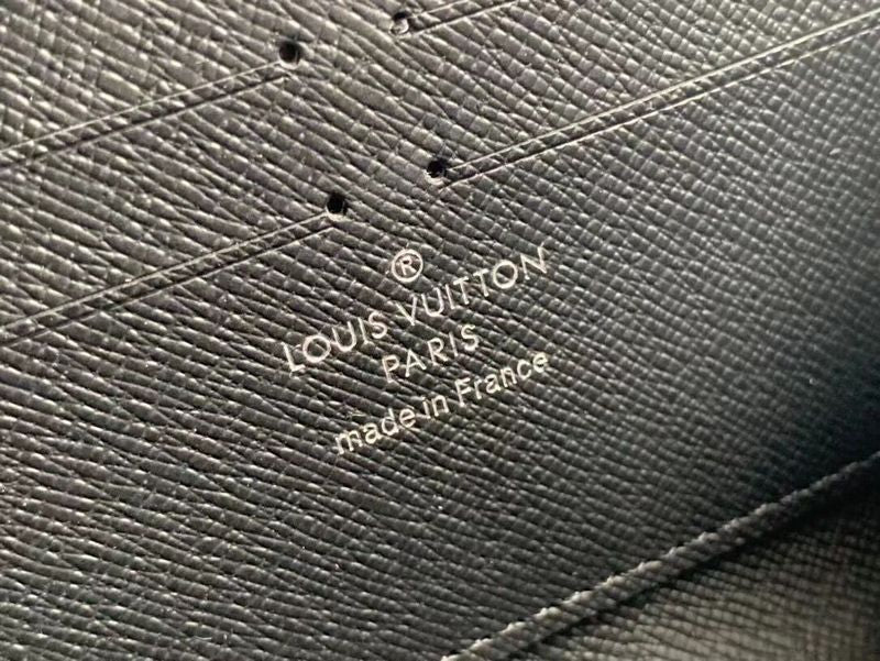 LOV - Luxurious Totes - 1182