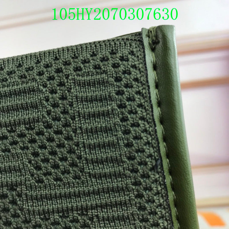 GC - Shoulder - 2768