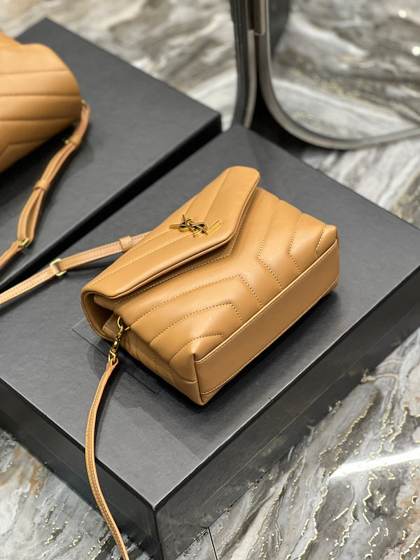 Luxurious Totes - Latest - 8272