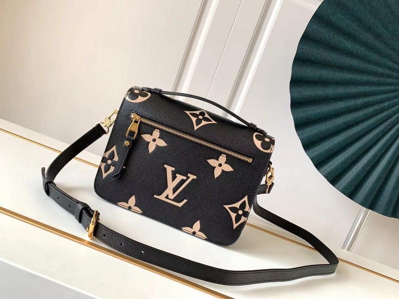 LOV - Luxurious Totes - 1300