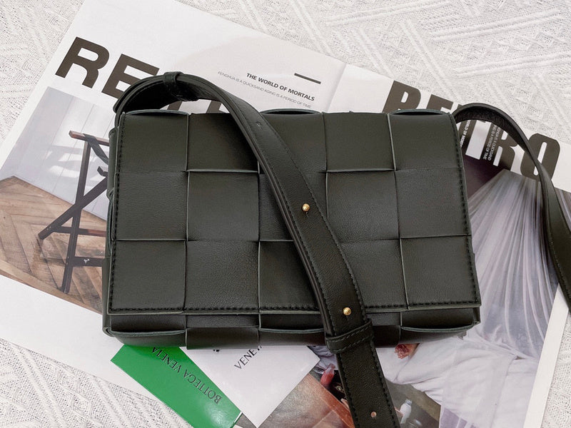 Luxurious-Totes - BV Bags - 2408