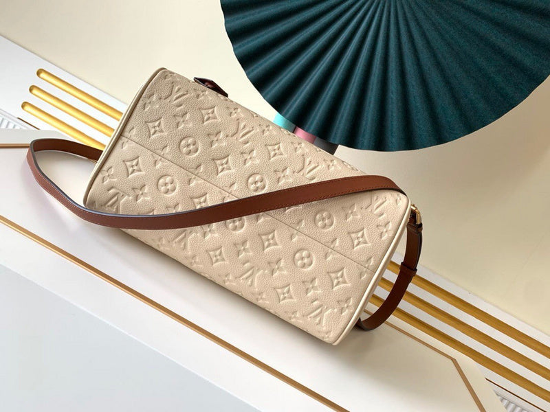 Luxurious Totes - Latest - 9679