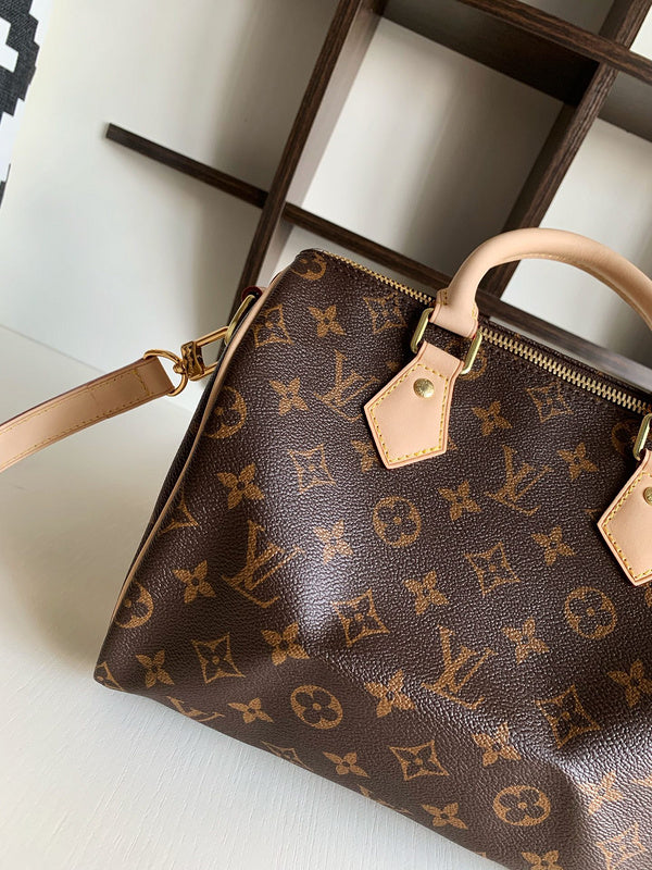 Luxurious Totes - Latest - 9651