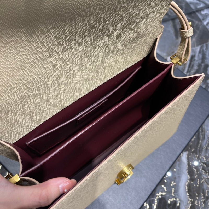 Luxurious Totes - Latest - 8023