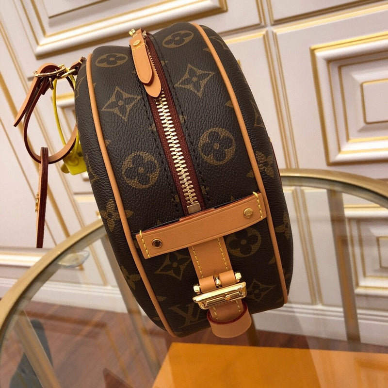 LOV - Luxurious Totes - 2656