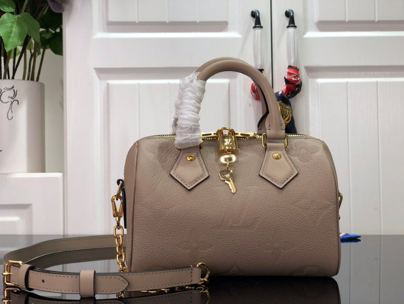 LOV - Luxurious Totes - 1263