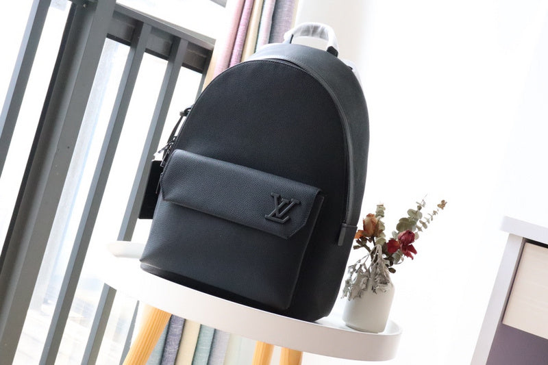 LOV - Luxurious Totes - 2478