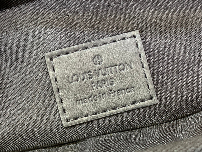 LOV - Luxurious Totes - 056