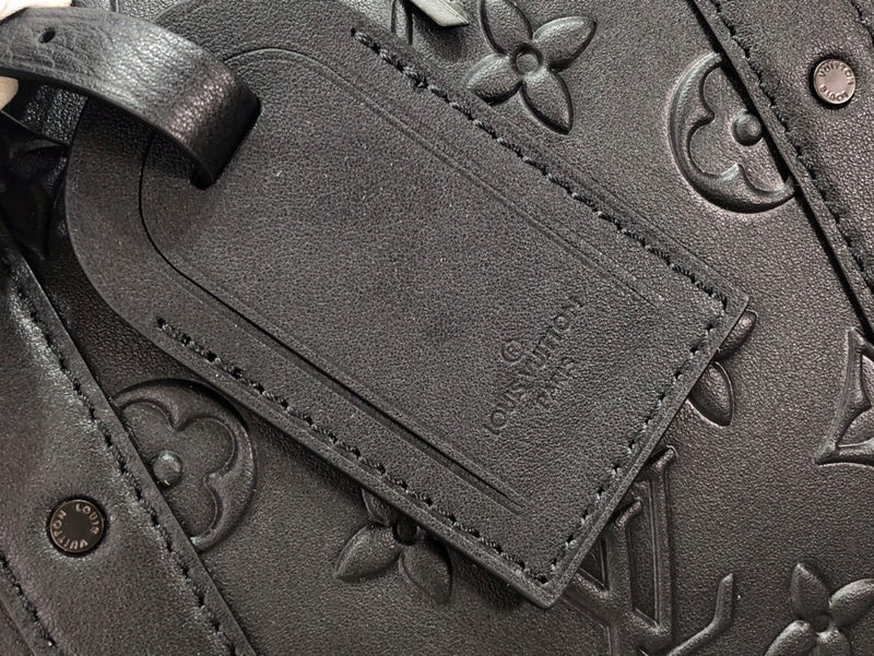 LOV - Luxurious Totes - 2272