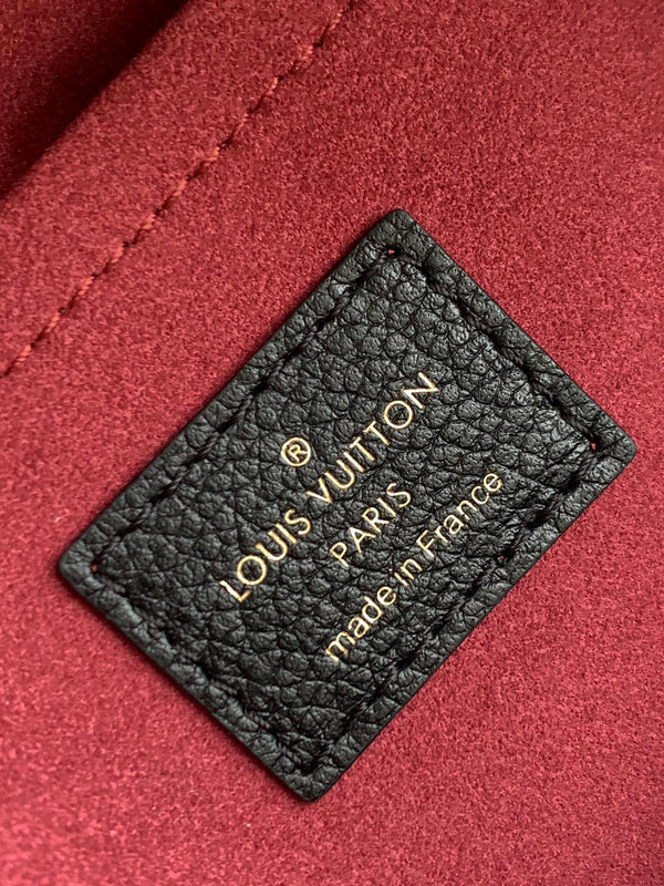 LOV - Luxurious Totes - 2430