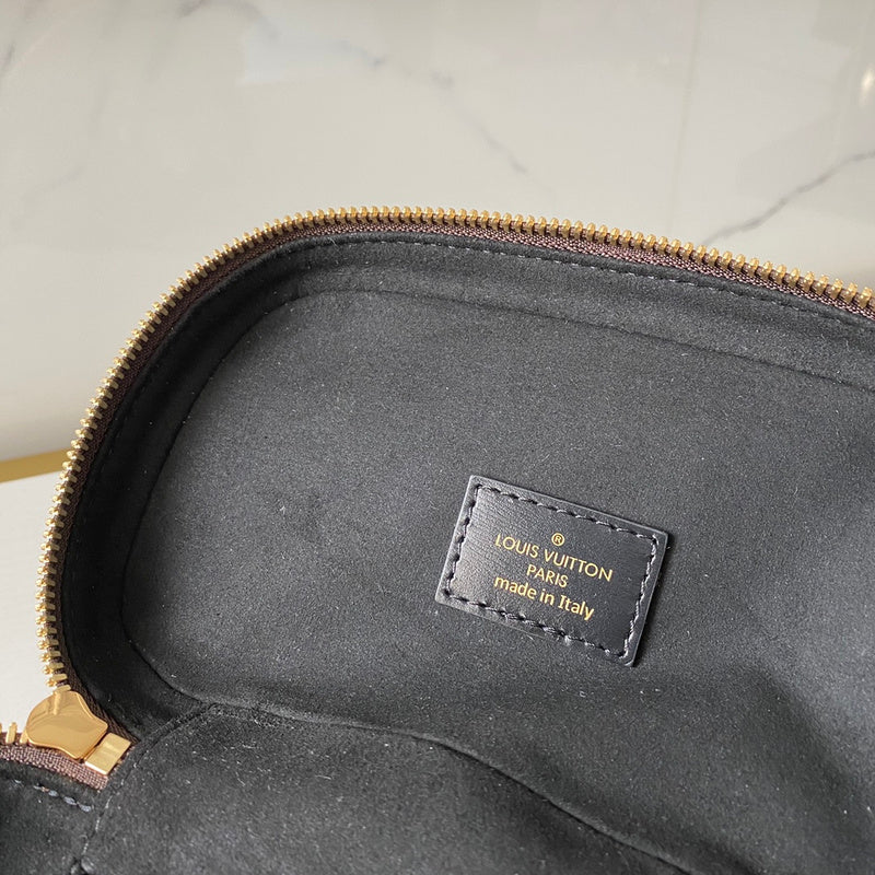 LOV - Luxurious Totes - 2248