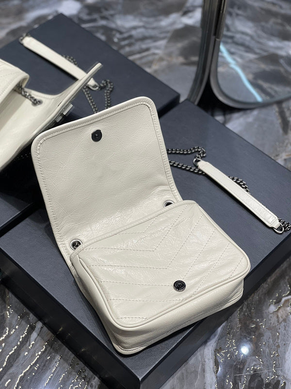 Luxurious Totes - Latest - 8394