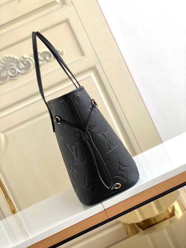 LOV - Luxurious Totes - 1673