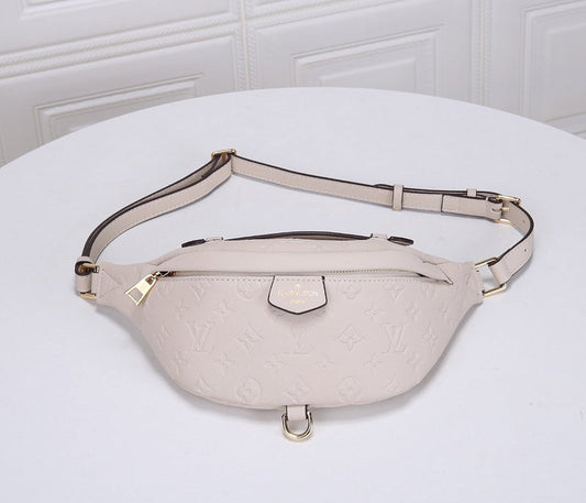 LOV - Luxurious Totes - 2670