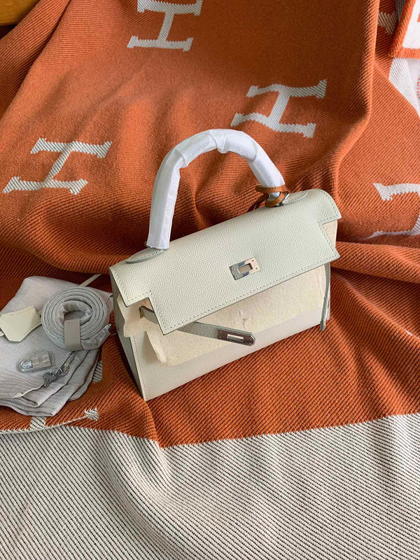 Luxurious Totes - Latest - 6789