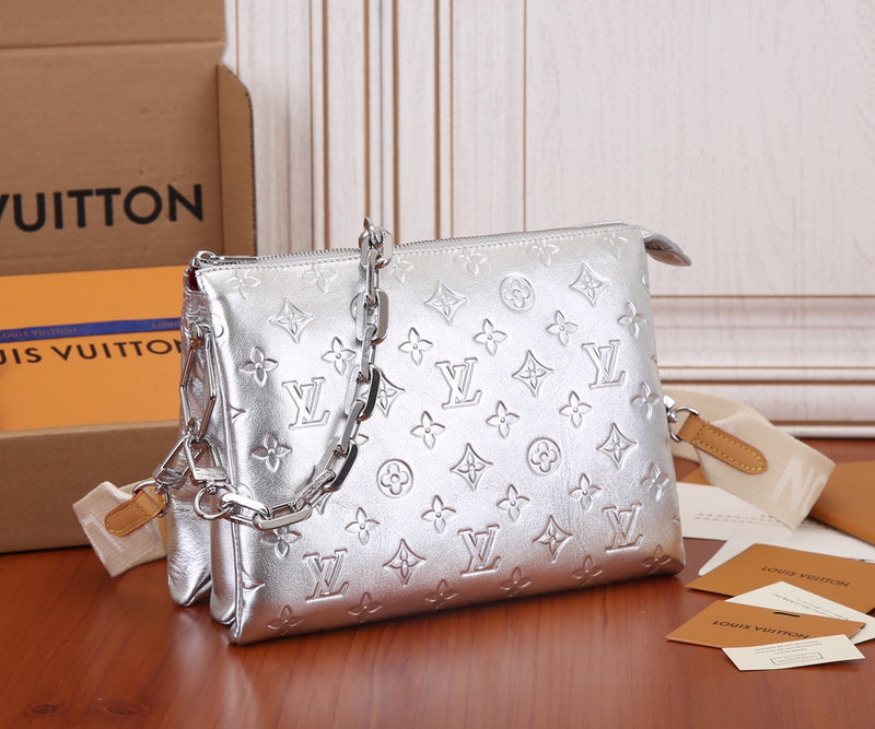 LOV - Luxurious Totes - 1965