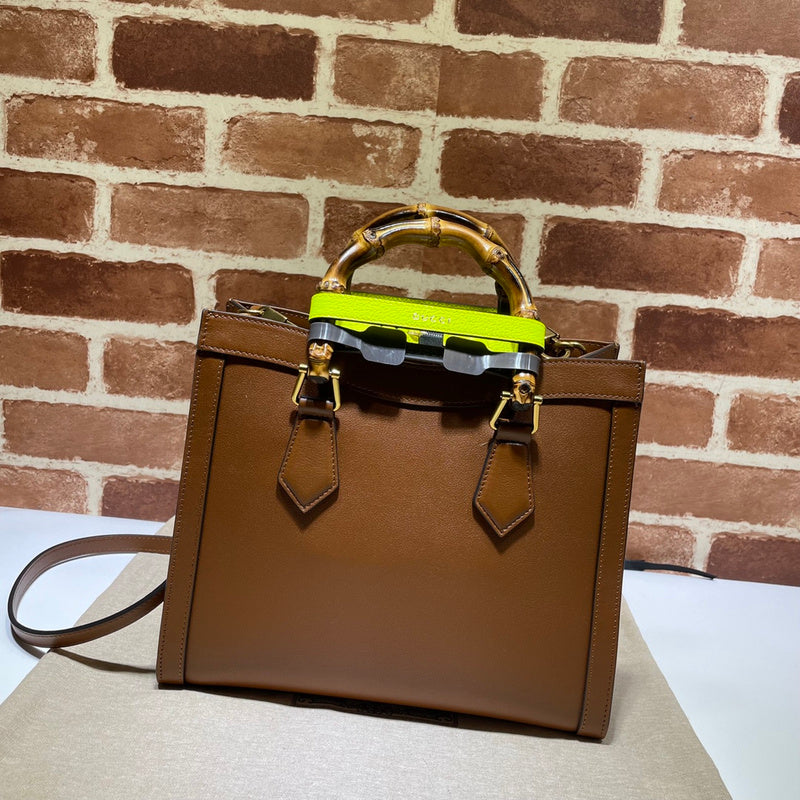 GUI - Luxurious Totes - 401