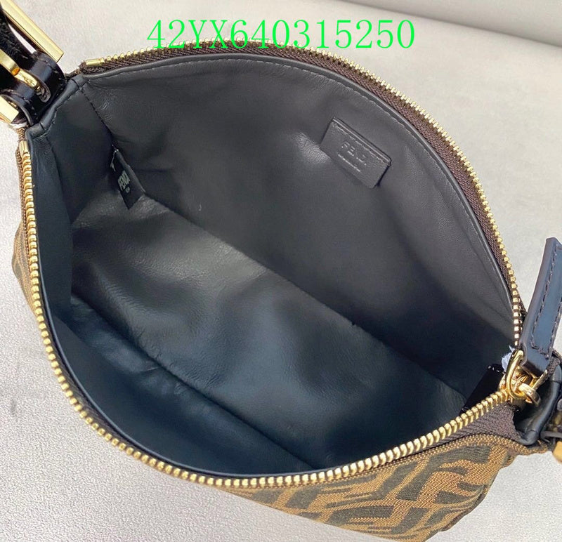 GC - Shoulder - 3434