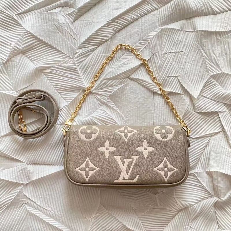 HMS - Luxurious Totes - 036