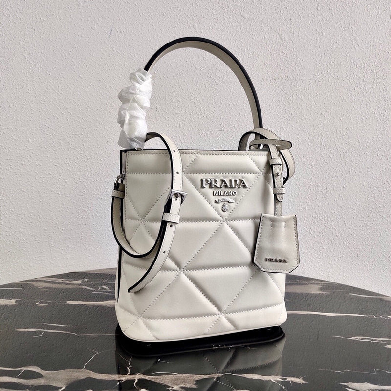 Luxurious Totes - Latest - 4711