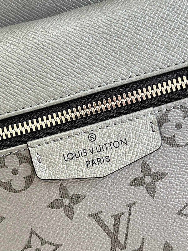 LOV - Luxurious Totes - 1612