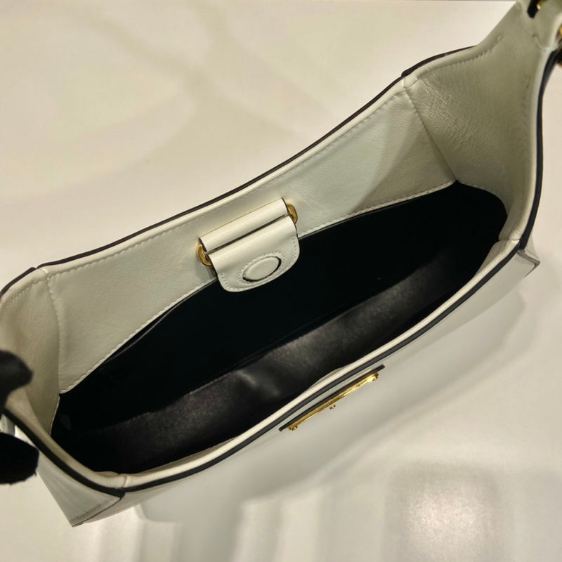 PDA - Luxurious Totes - 144