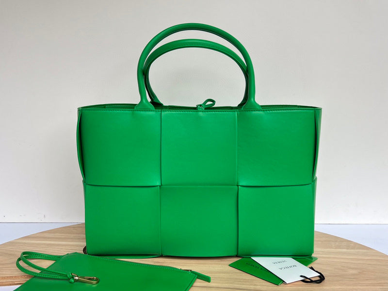 Luxurious-Totes - BV Bags - 2737