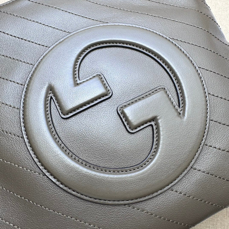 GUI - Luxurious Totes - 146