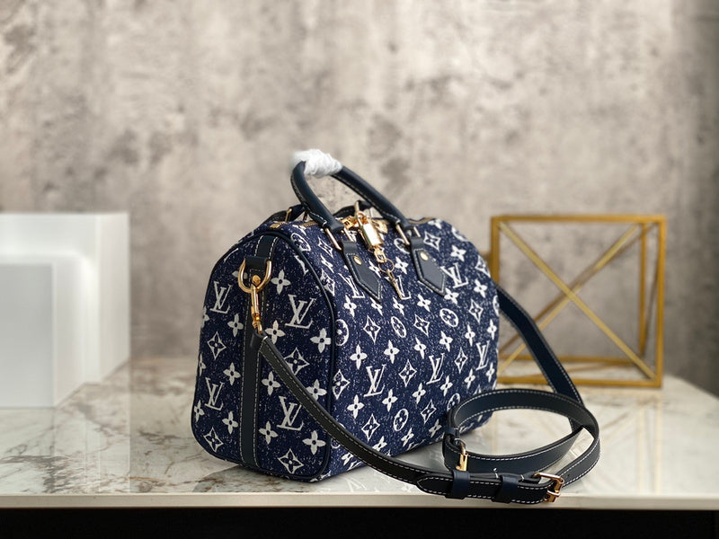LOV - Luxurious Totes - 2078