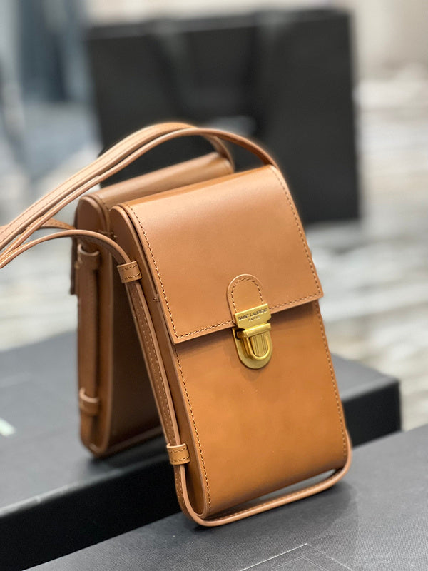 Luxurious Totes - Latest - 8384