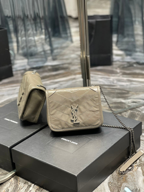 Luxurious Totes - Latest - 8385